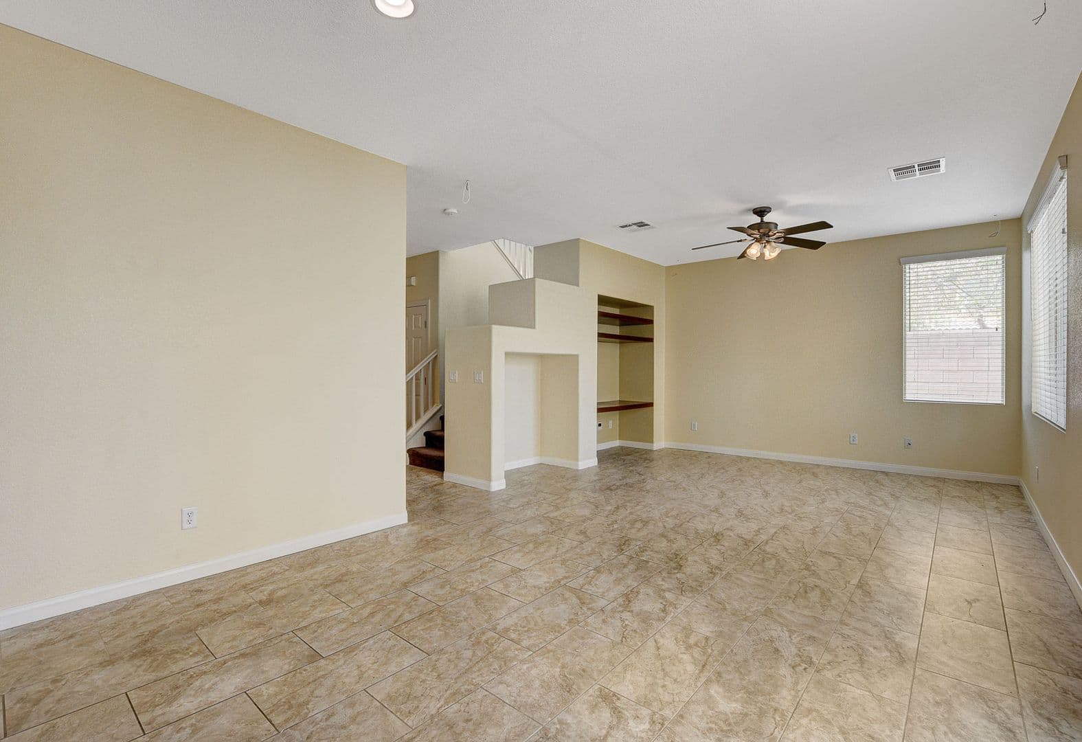 North Las Vegas House: 5548 Ayers Cliff St