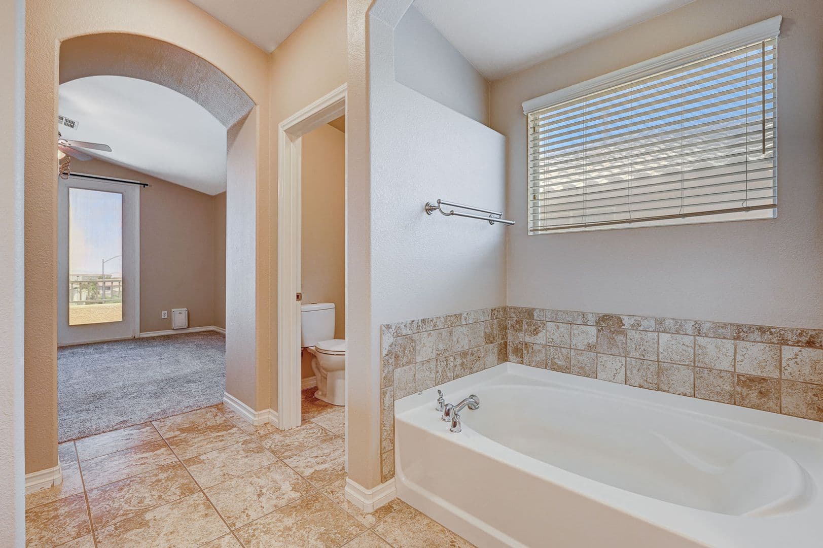 Las Vegas, House: 6952 Winter Ridge St.