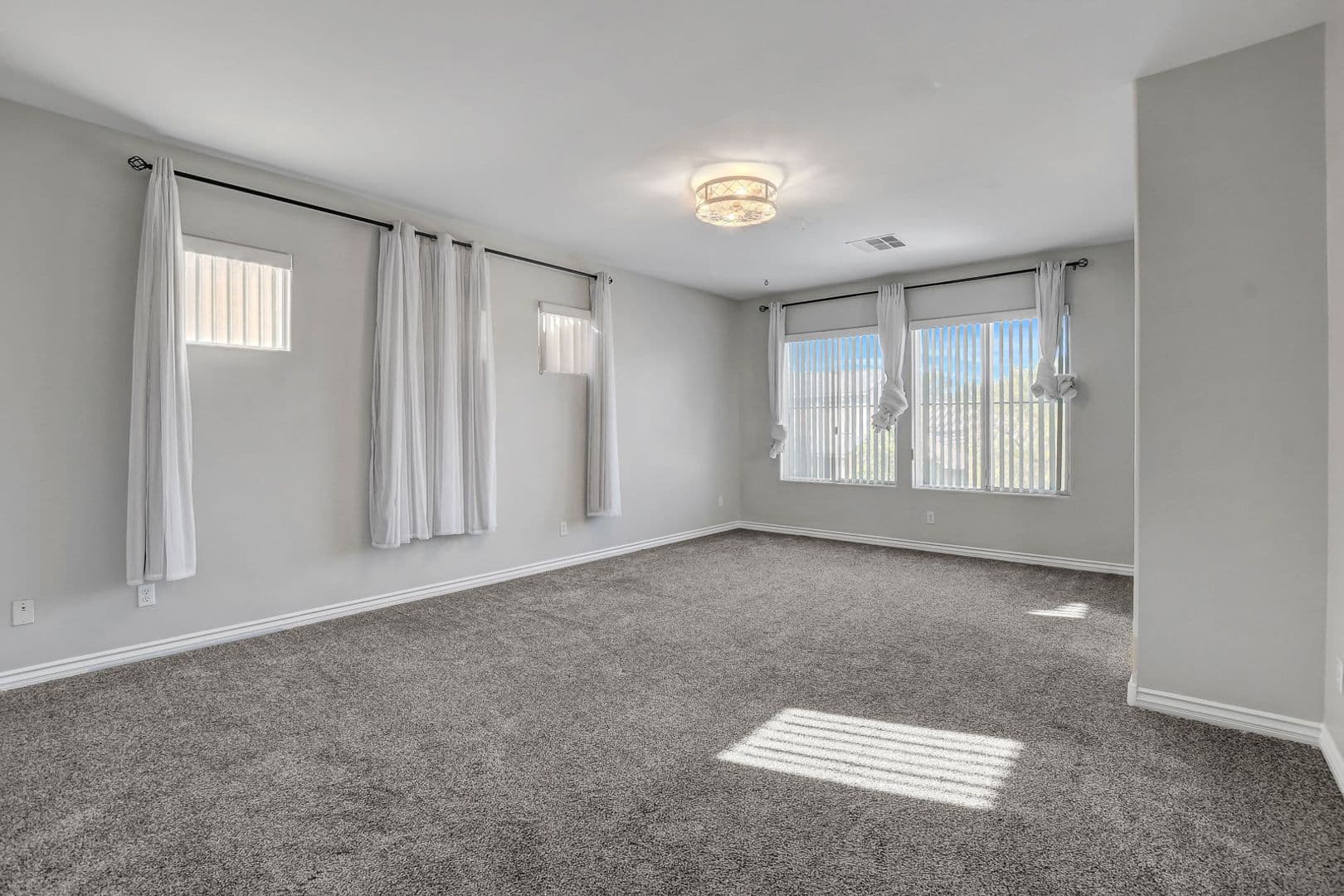 North Ls Vegas House: 4032 Gaster Ave.