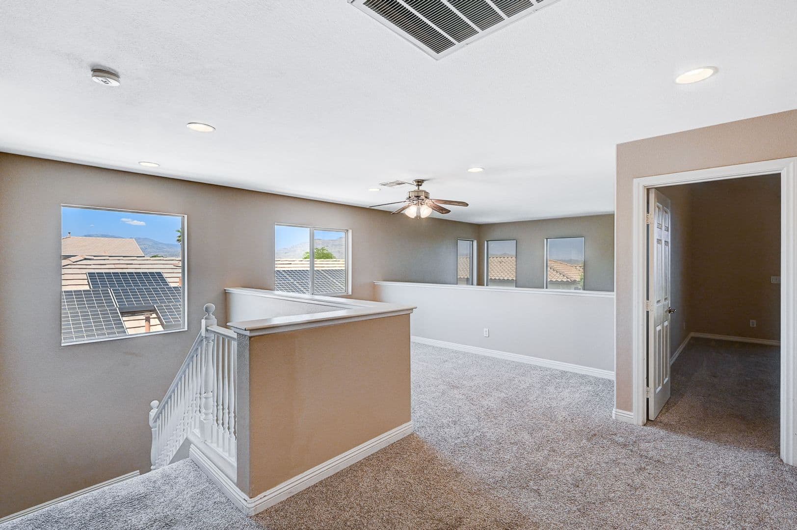 Las Vegas, House: 6952 Winter Ridge St.