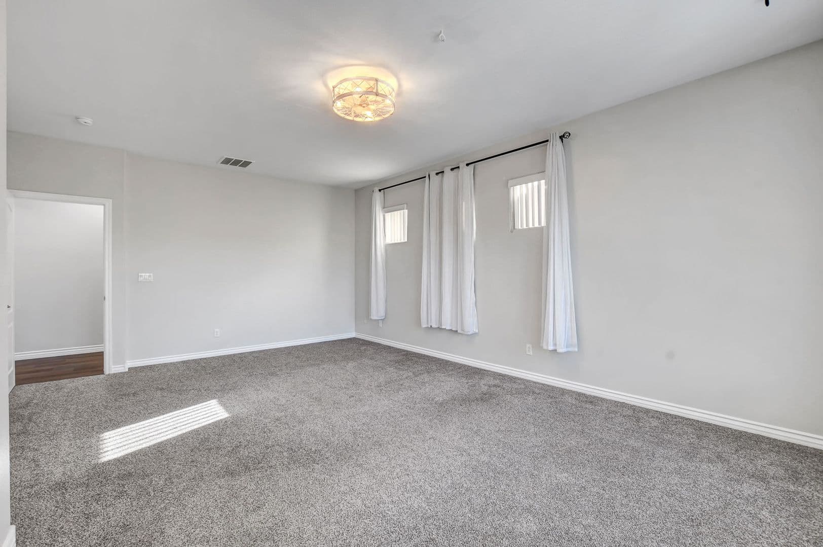 North Ls Vegas House: 4032 Gaster Ave.