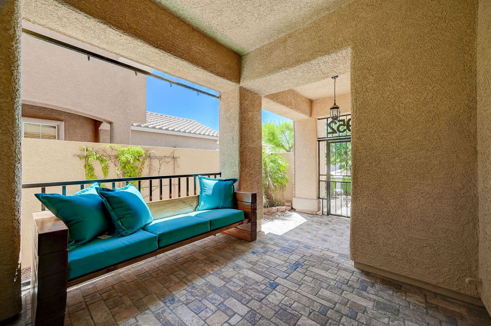 Las Vegas, House: 6952 Winter Ridge St.