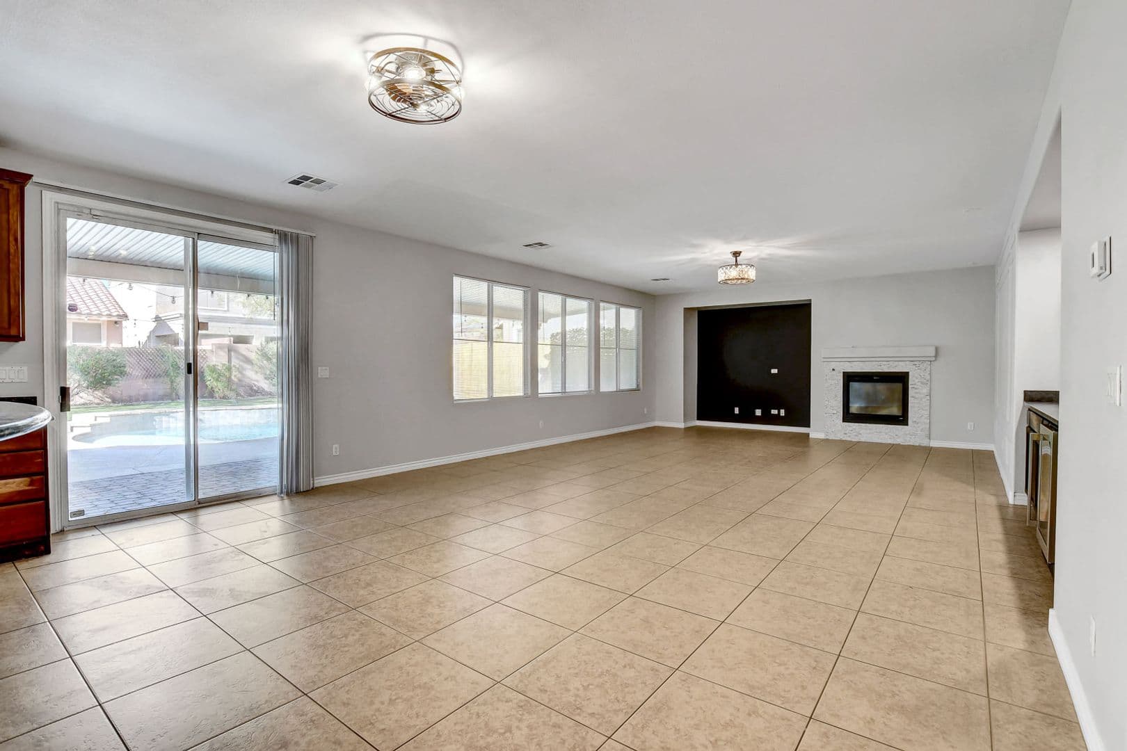 North Ls Vegas House: 4032 Gaster Ave.