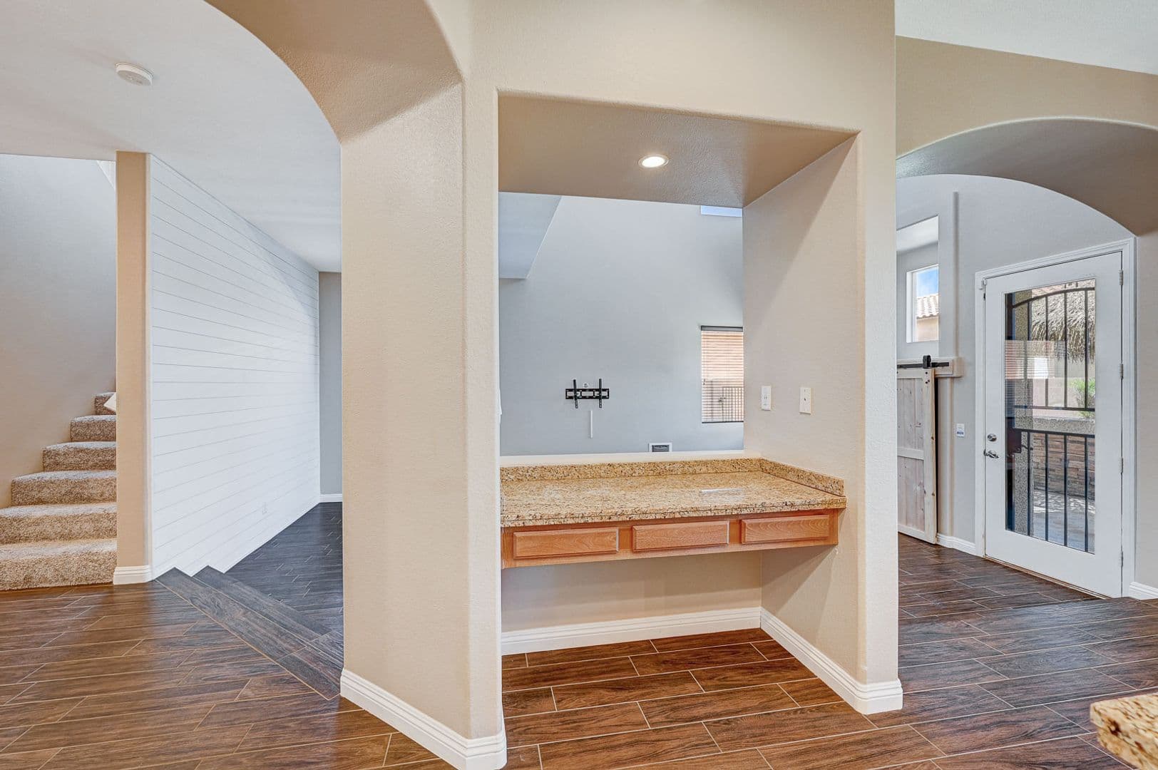 Las Vegas, House: 6952 Winter Ridge St.