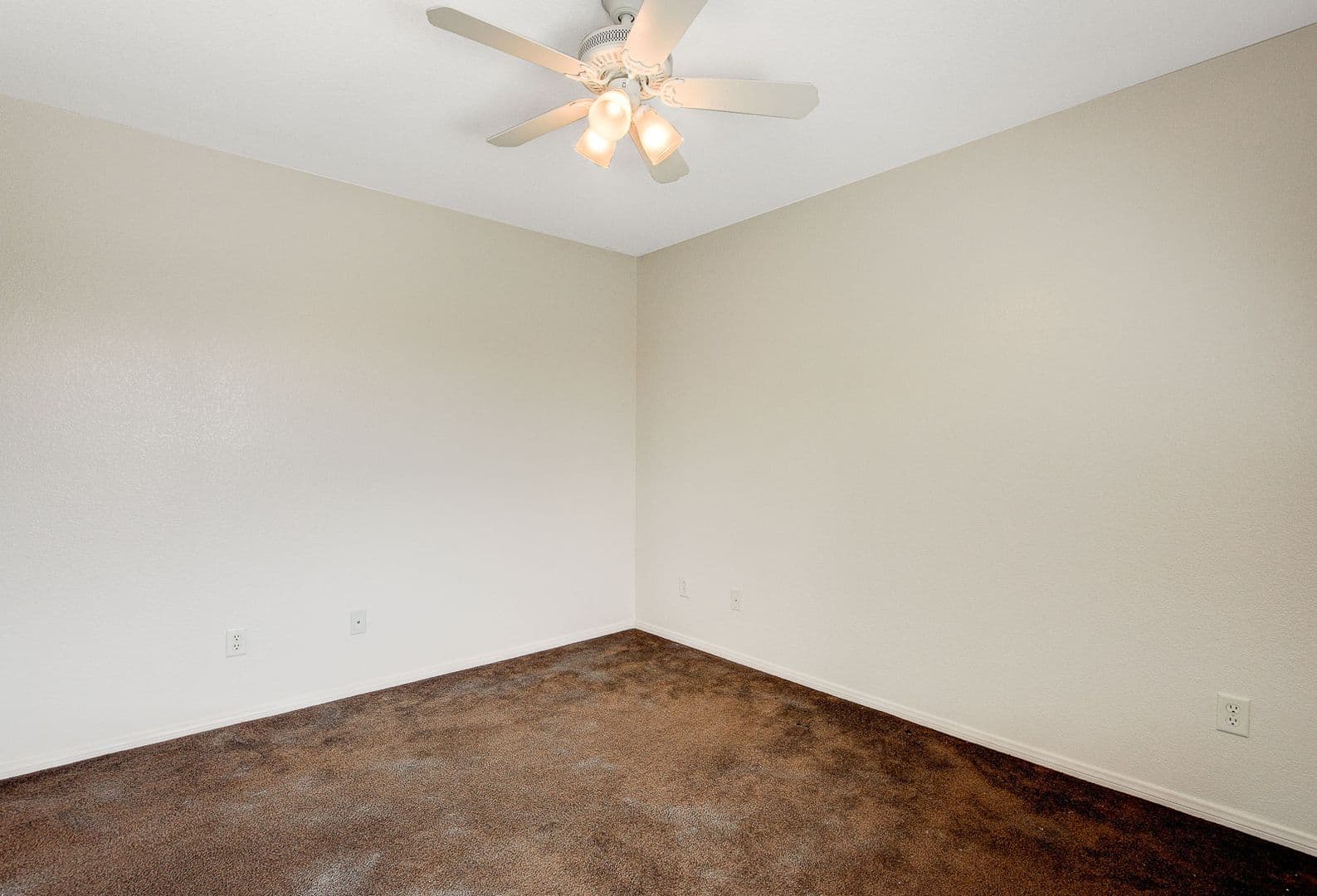 North Las Vegas House: 5548 Ayers Cliff St