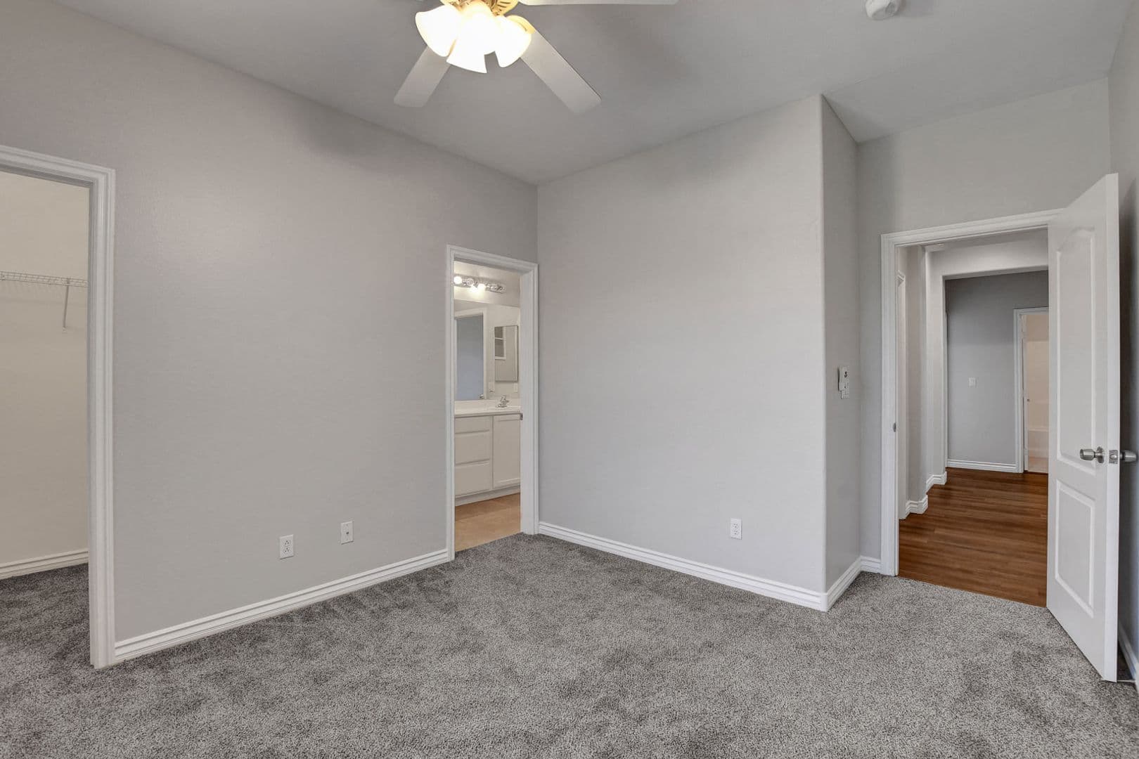 North Ls Vegas House: 4032 Gaster Ave.