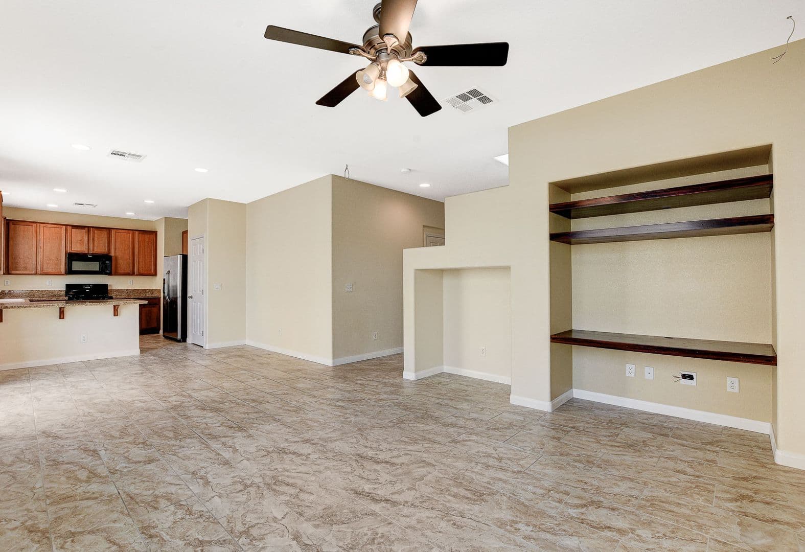 North Las Vegas House: 5548 Ayers Cliff St