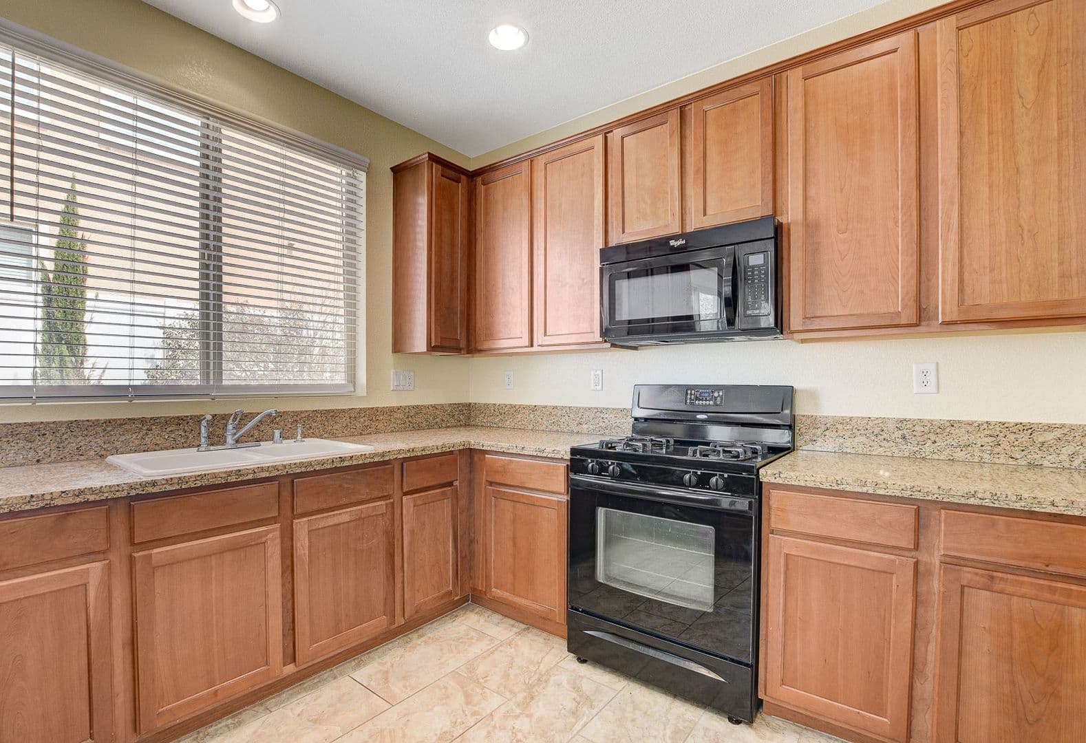North Las Vegas House: 5548 Ayers Cliff St