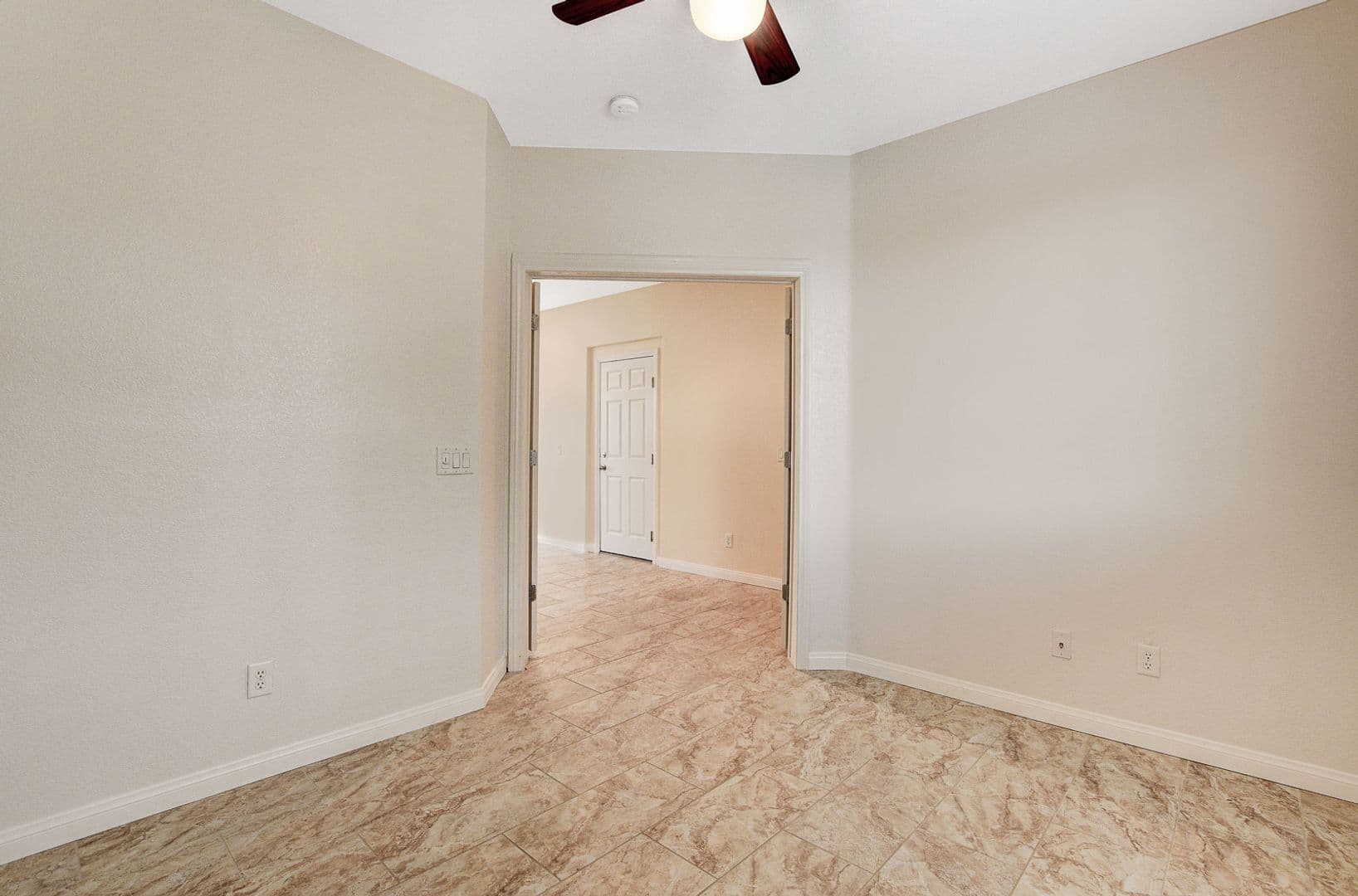 North Las Vegas House: 5548 Ayers Cliff St
