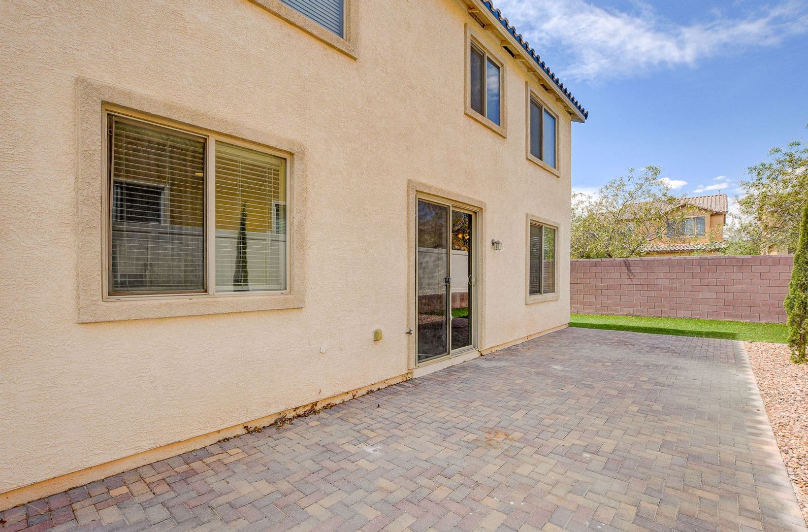 North Las Vegas House: 5548 Ayers Cliff St