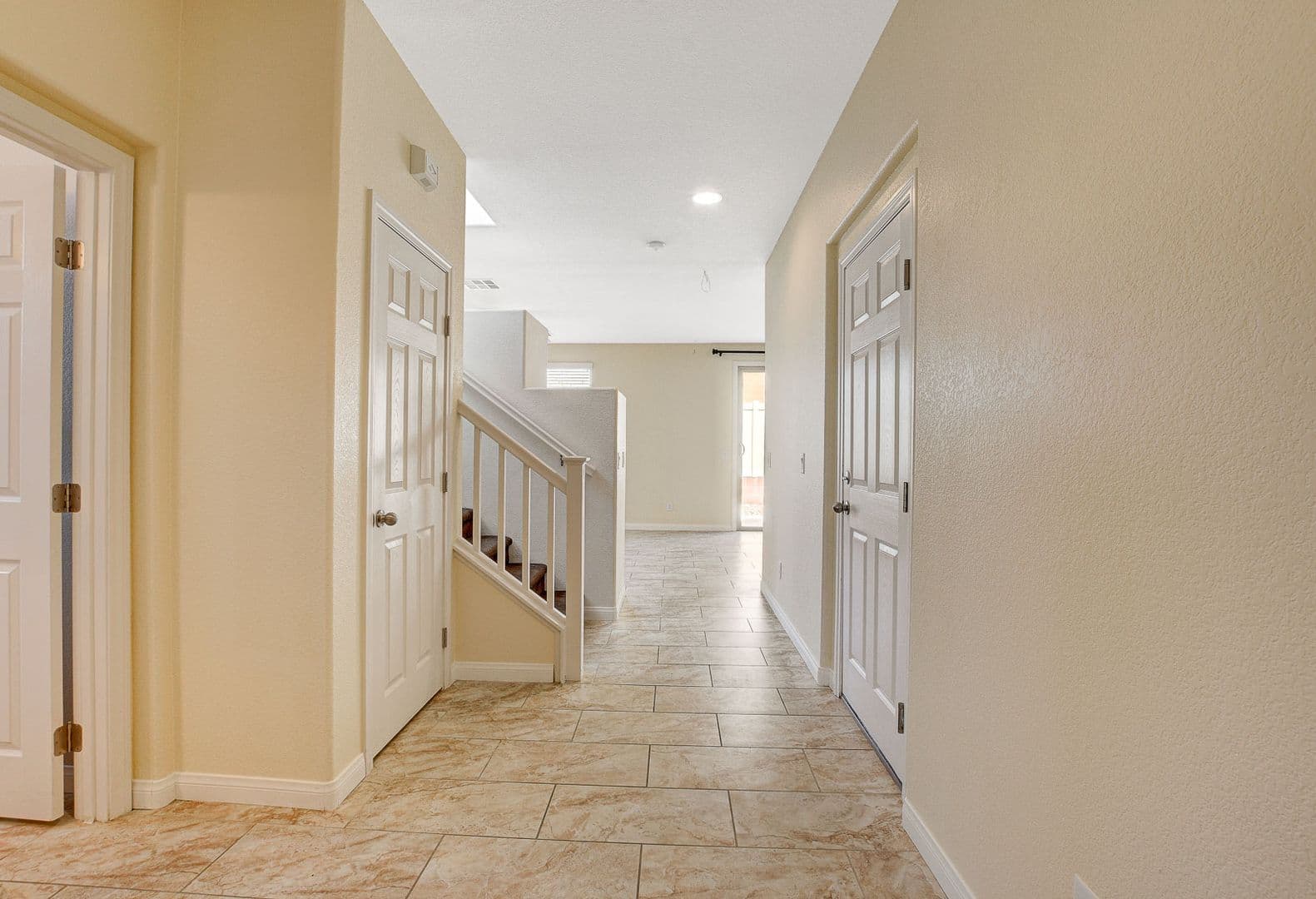 North Las Vegas House: 5548 Ayers Cliff St
