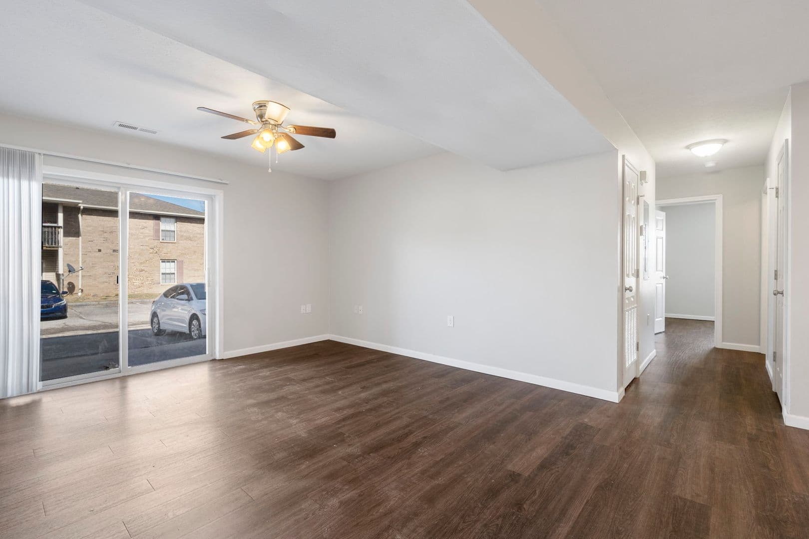 Ozark Apartment: 2009 Southfork Dr