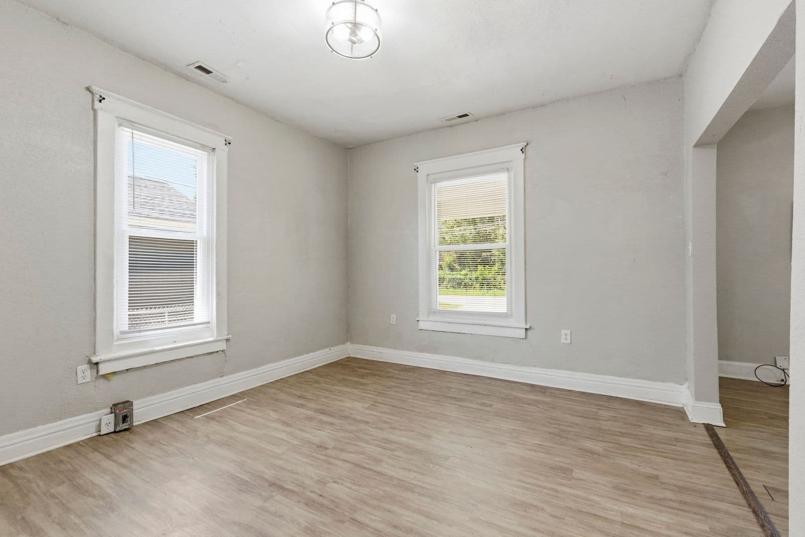Springfield House: 2604 W. Calhoun St