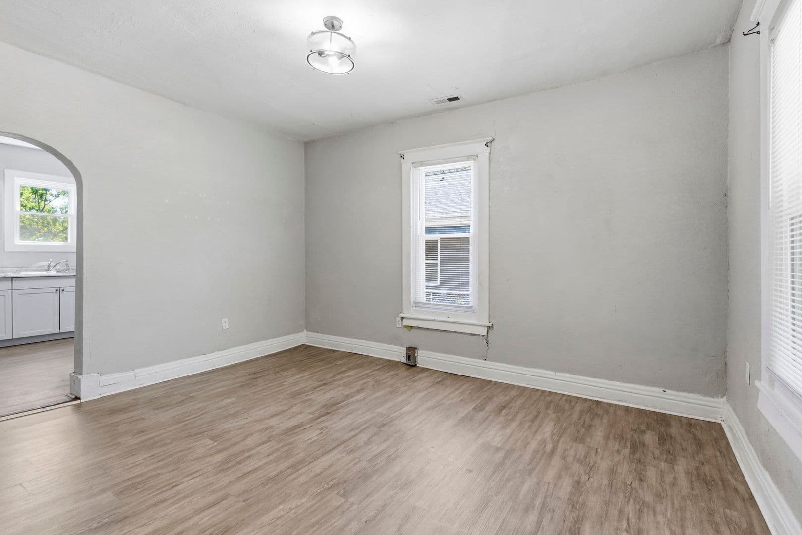 Springfield House: 2604 W. Calhoun St