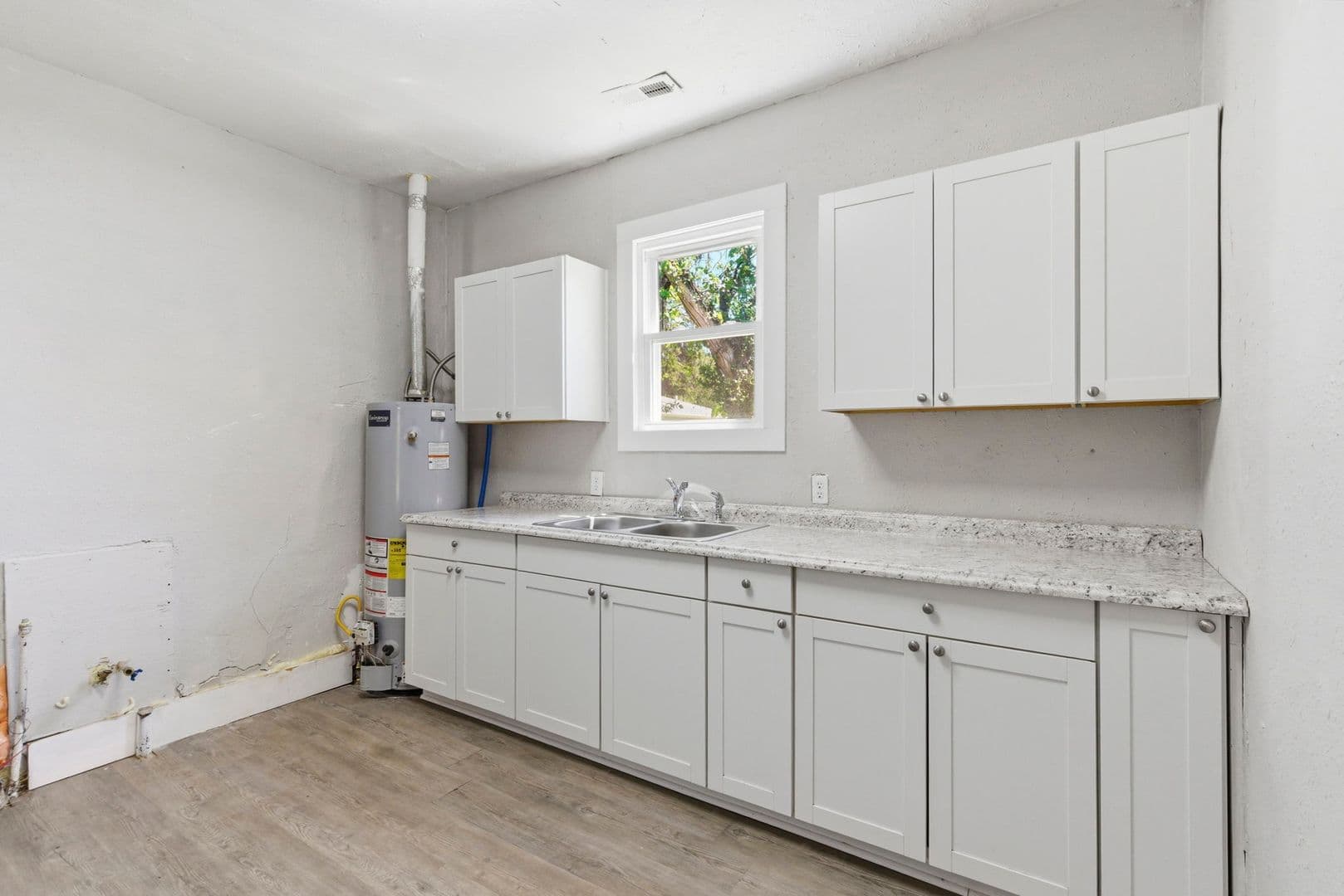 Springfield House: 2604 W. Calhoun St