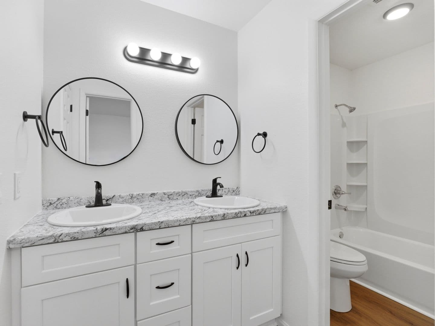 Palisade Condo: 939-951 Iowa Ave