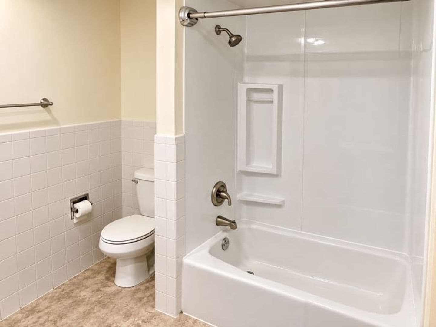 Palisade Apartment: 305 Main Street
