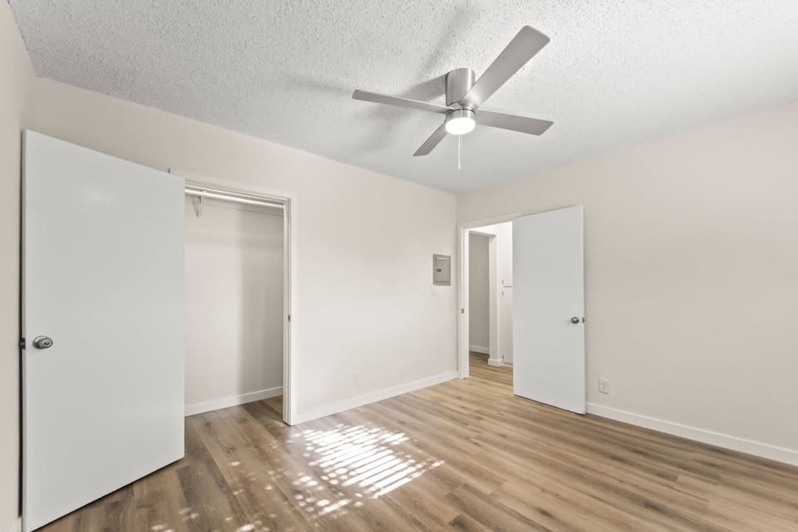 Los Angeles Apartment: 856 W. 84th St.