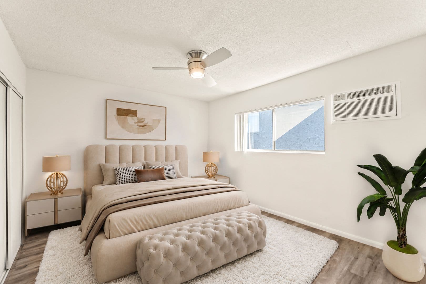West Hollywood Apartment: 714 W. Knoll Dr.