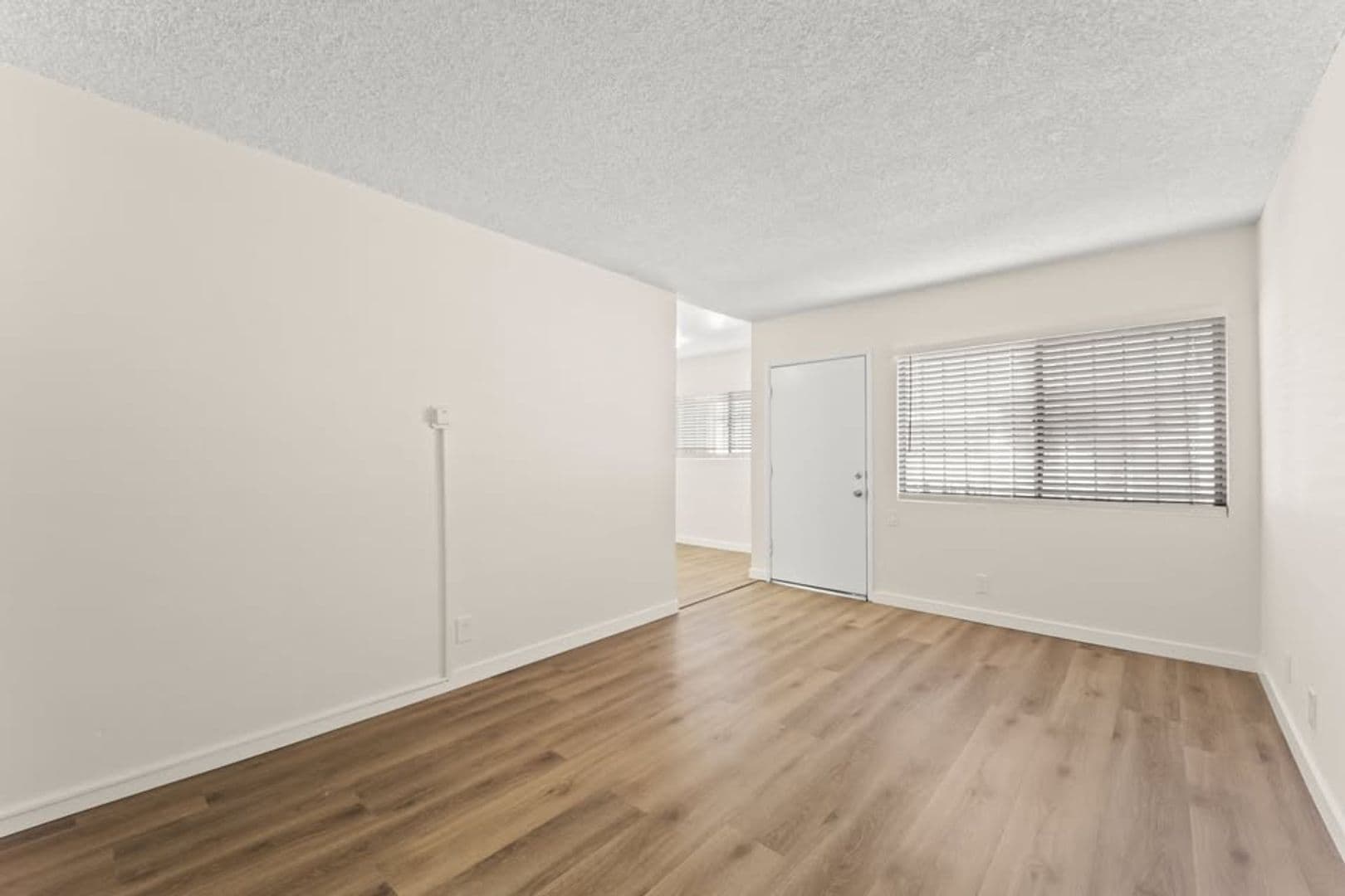 Los Angeles Apartment: 856 W. 84th St.
