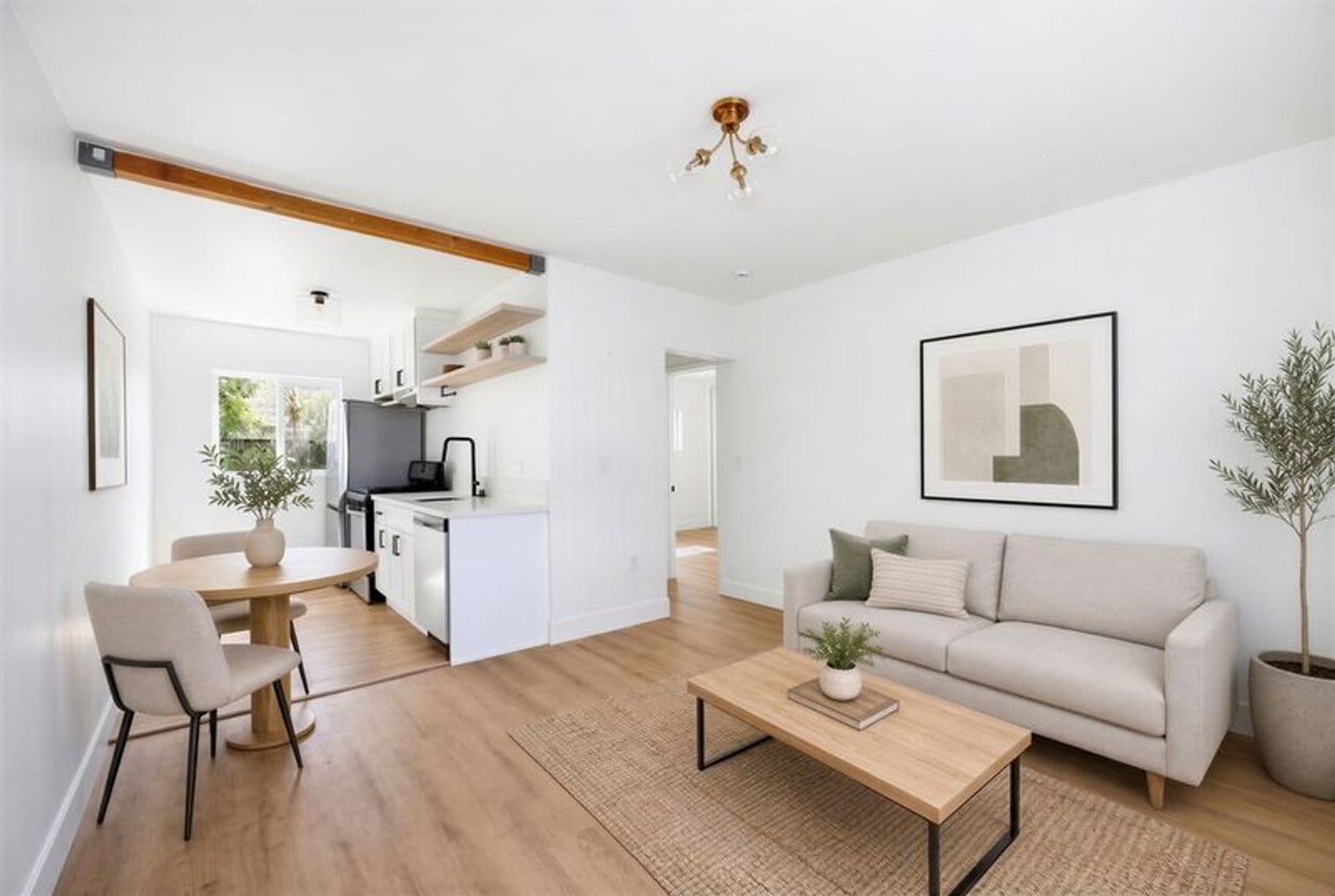Los Angeles Apartment: 1717-1725 Park Ave