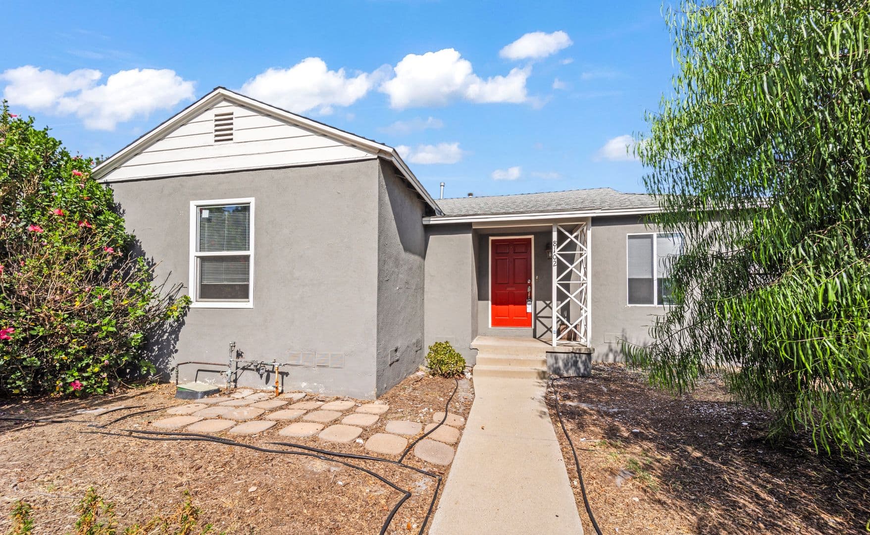 Los Angeles House: 8102 Norwich Ave