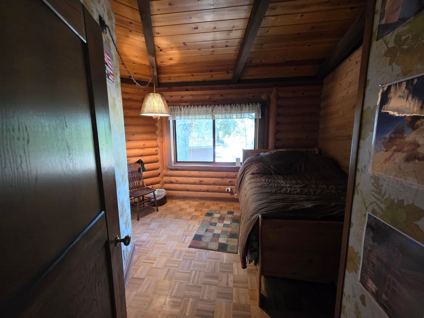 Julian House: 7068 Sandy Creek