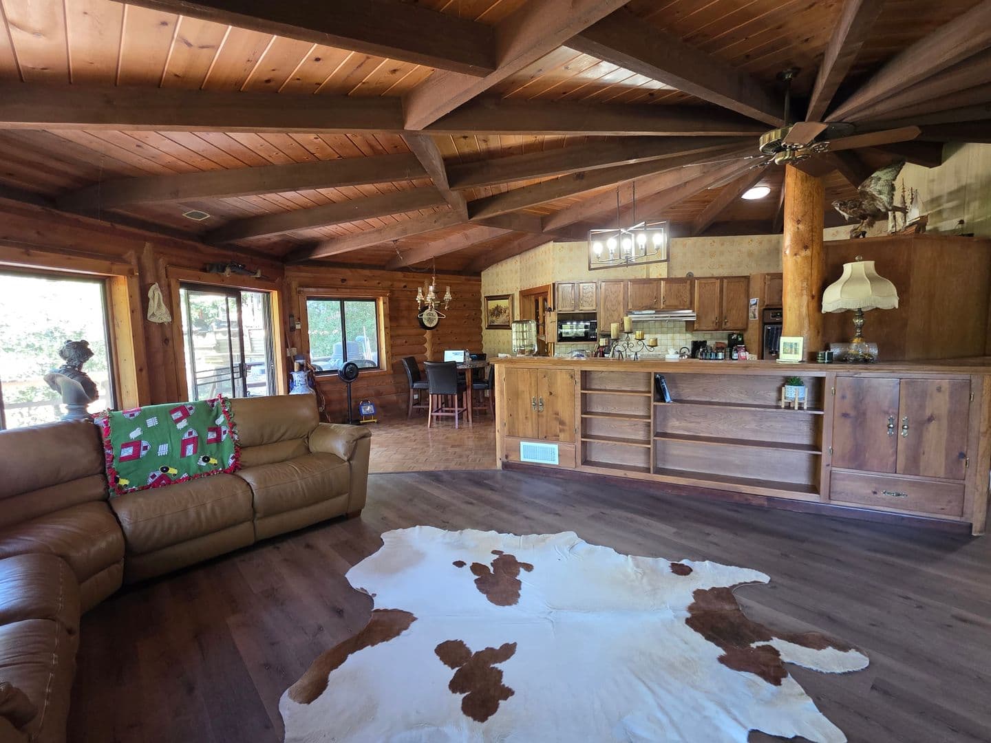 Julian House: 7068 Sandy Creek