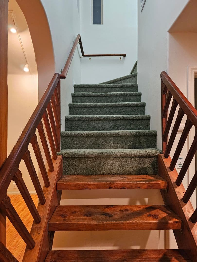 Santa Ysabel House: 25229 Mesa Grande Rd