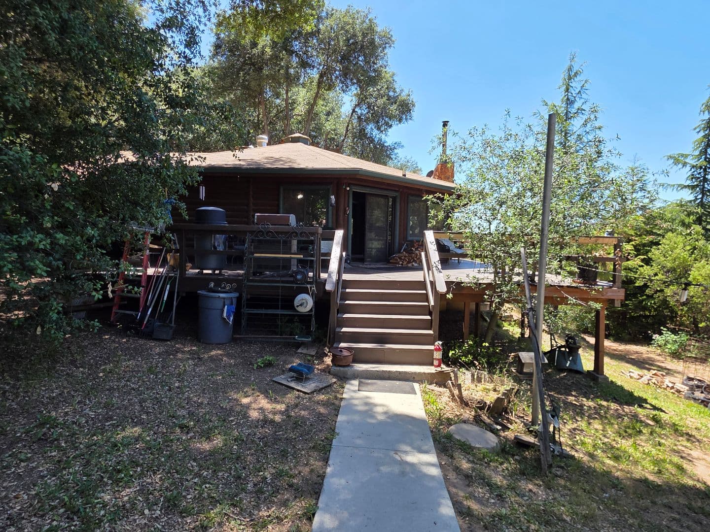 Julian House: 7068 Sandy Creek