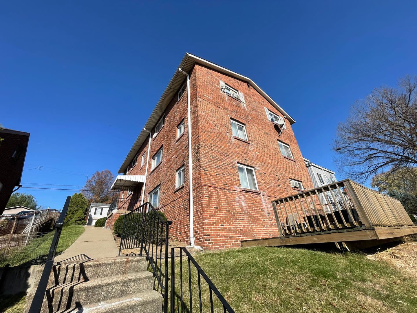 Pittsburgh Apartment: 616 City View Ave