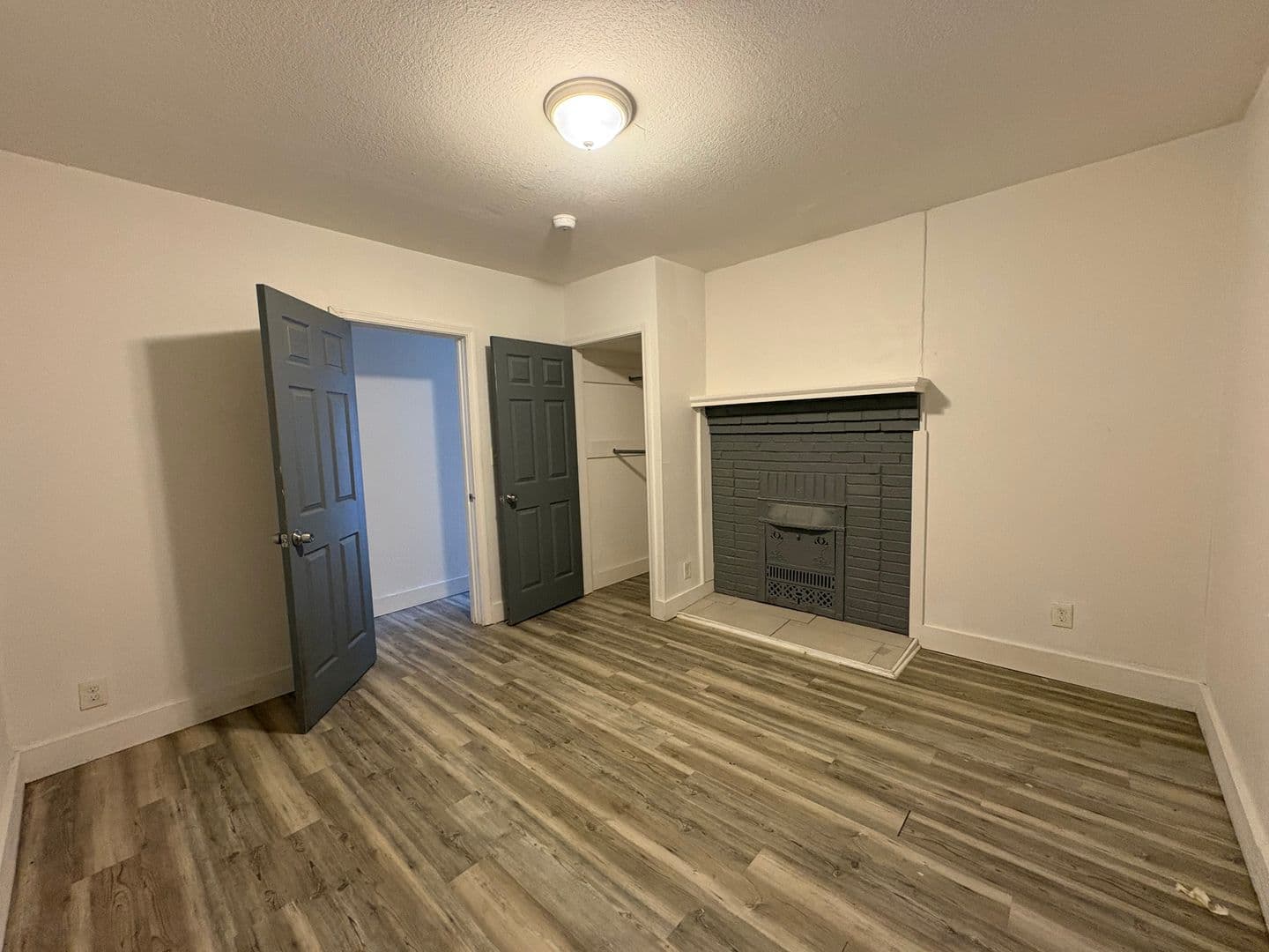 Pittsburgh Apartment: 473 Norton St