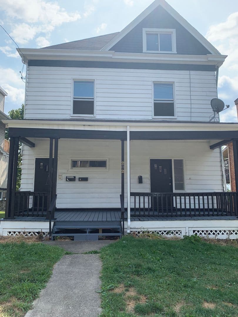 Pittsburgh Apartment: 202 N Balph Ave - Apt 2