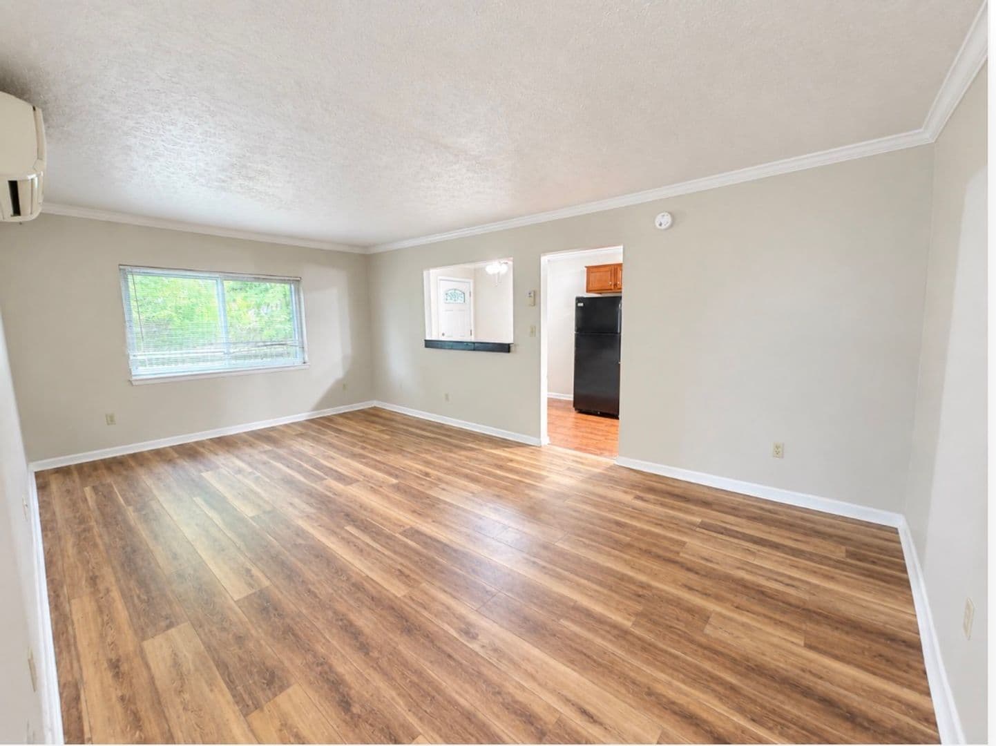 Coraopolis Apartment: 1000 State Ave
