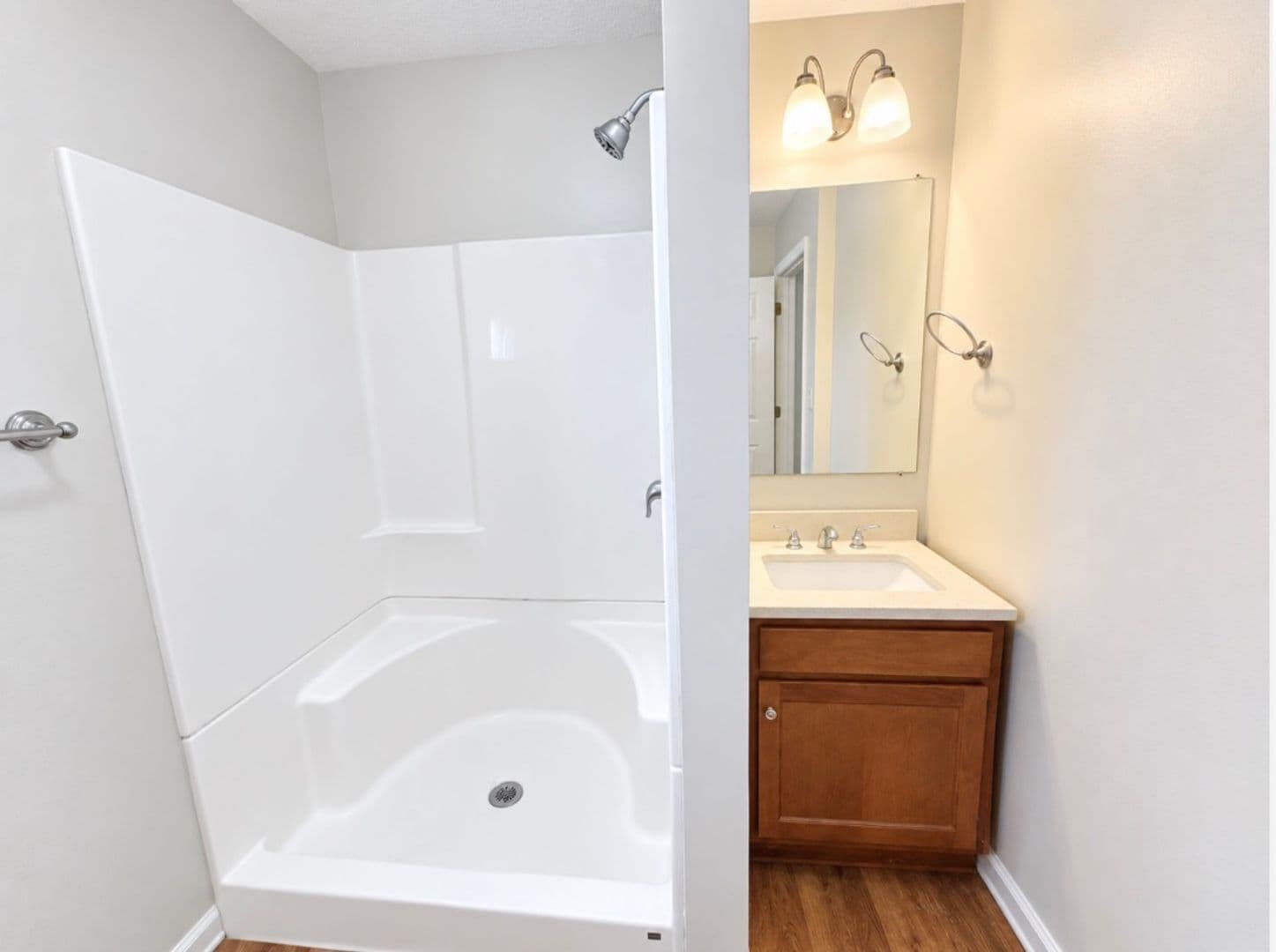 Coraopolis Apartment: 1000 State Ave