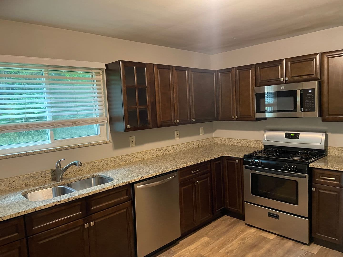 Pittsburgh House: 376 Spruce Run Rd