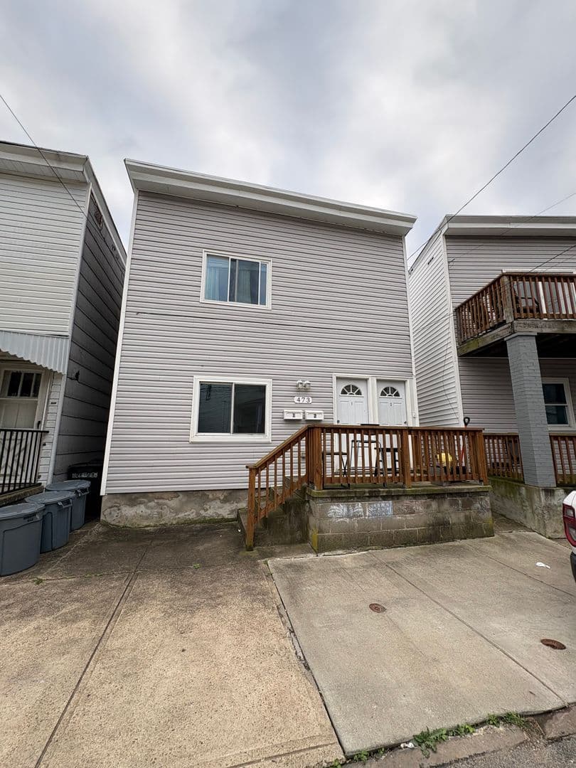 Pittsburgh Apartment: 473 Norton St