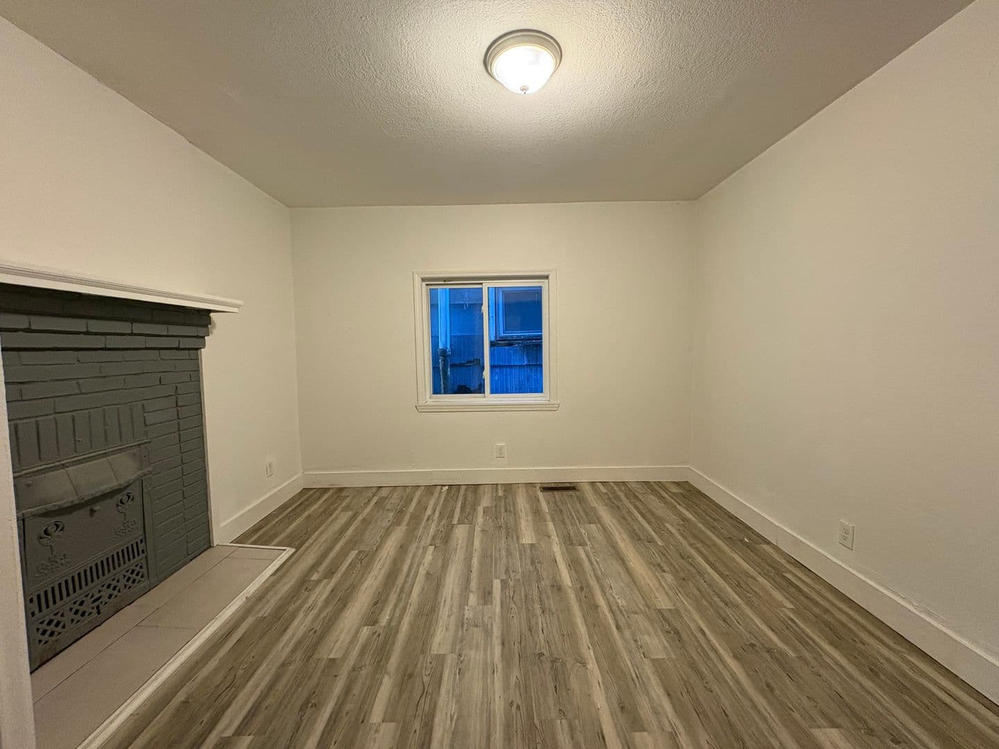 Pittsburgh Apartment: 473 Norton St
