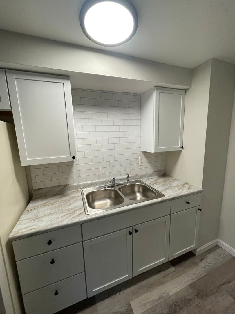 Pittsburgh Apartment: 521 Ohio River Blvd