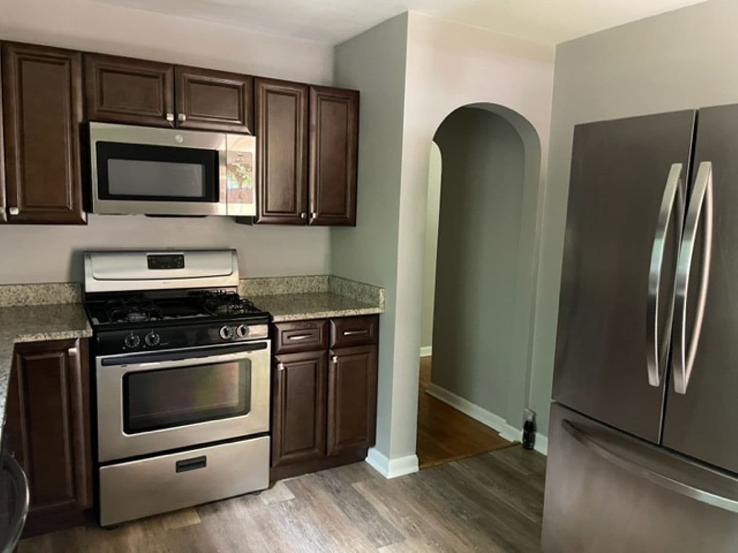 Pittsburgh House: 376 Spruce Run Rd