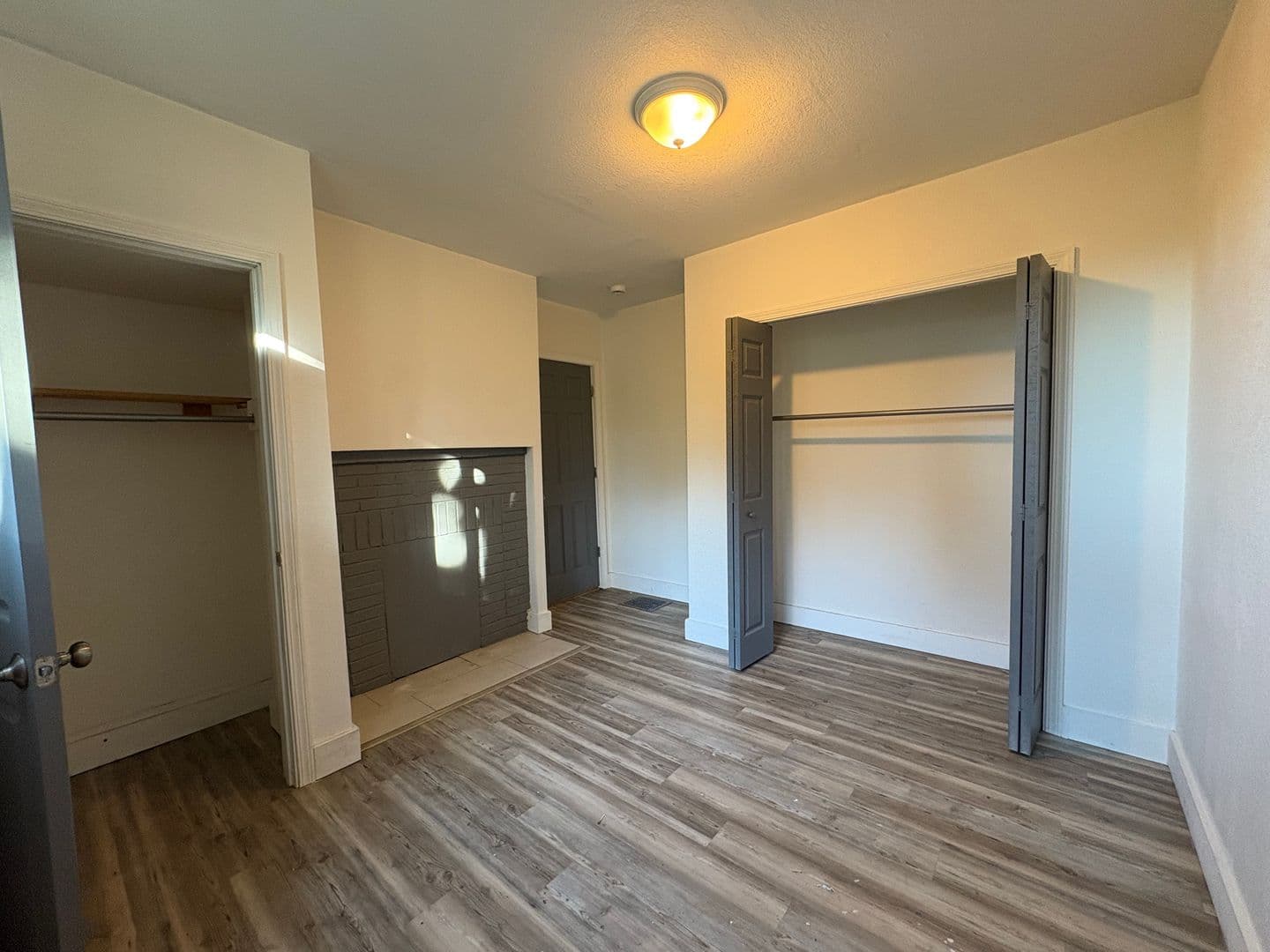Pittsburgh Apartment: 473 Norton St