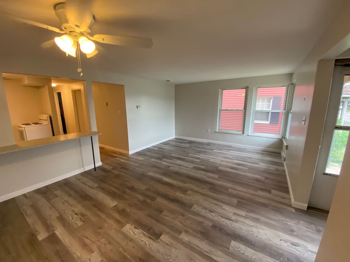 Pittsburgh Apartment: 521 Ohio River Blvd
