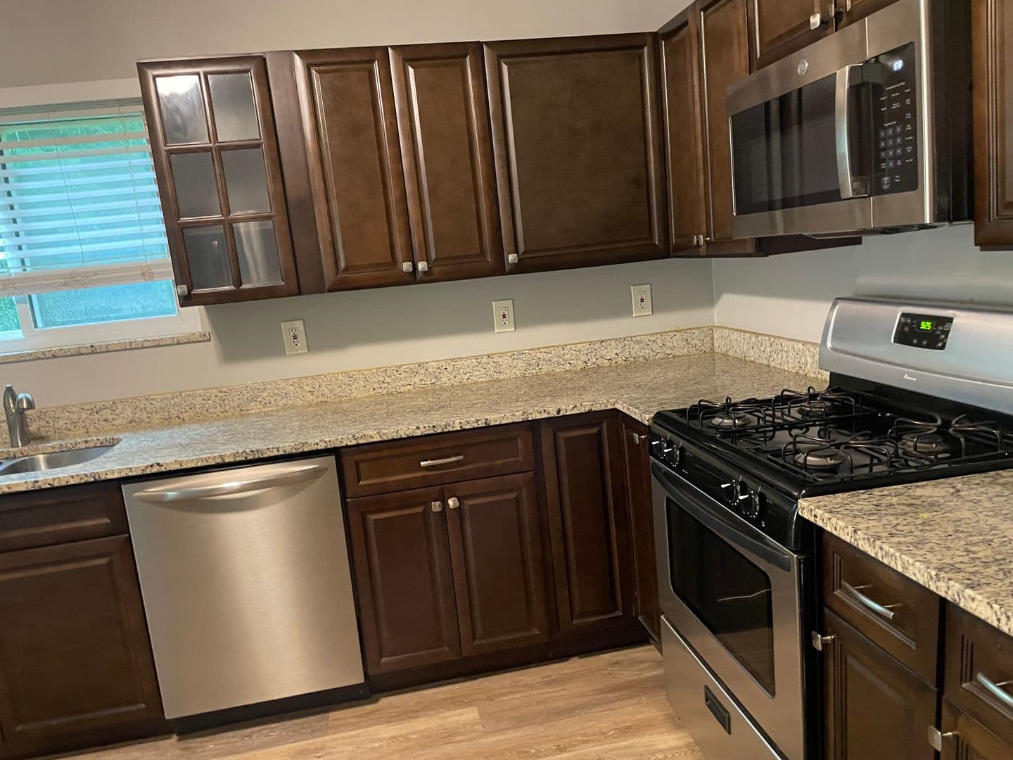 Pittsburgh House: 376 Spruce Run Rd
