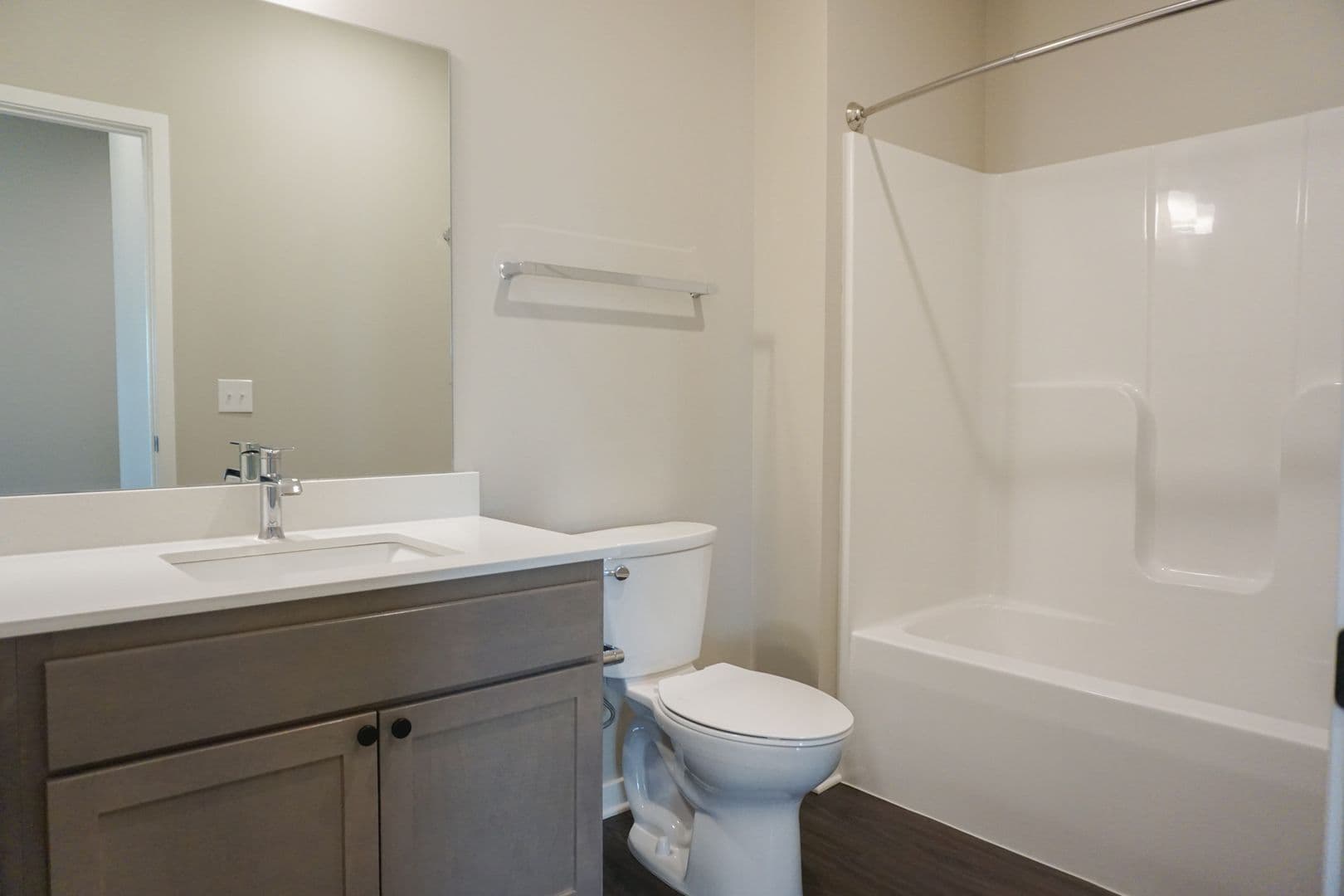 Lincoln Apartment: 5701 Boboli Lane