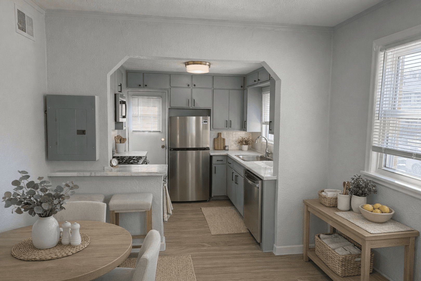 Omaha Apartment: 119 N 38th Street