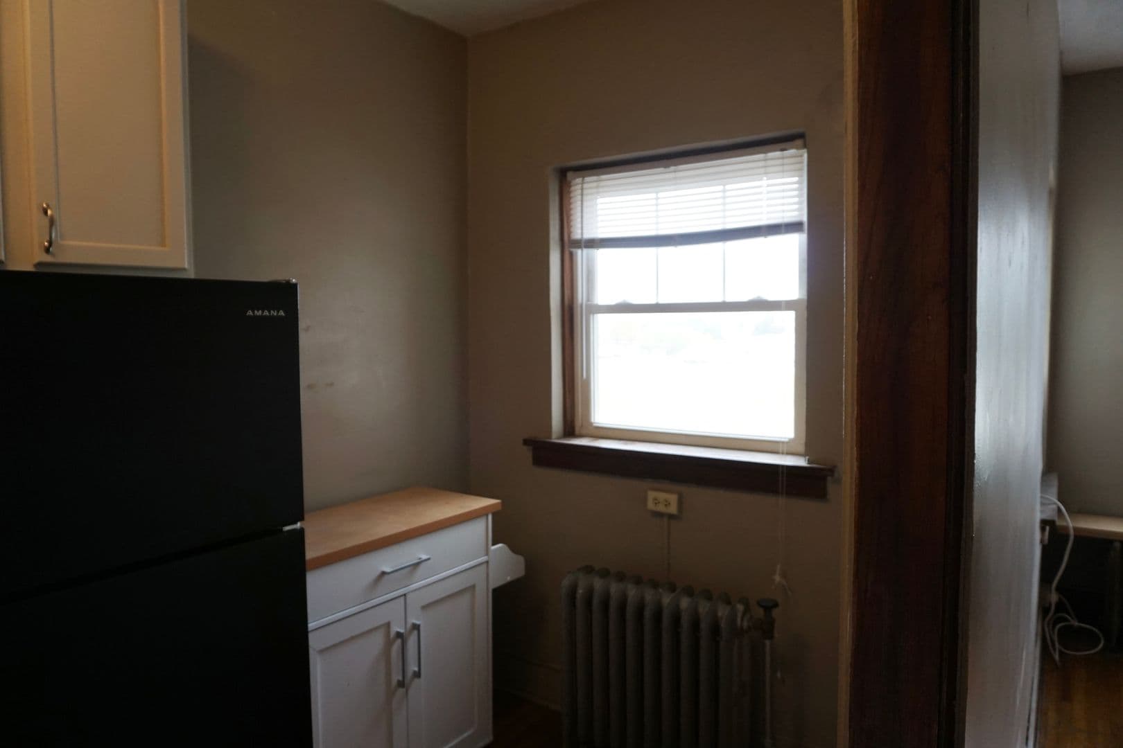 Lincoln Apartment: 1729 K St