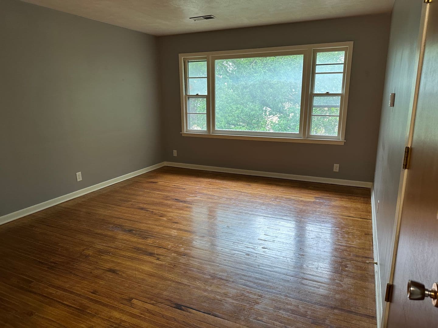 Lincoln Apartment: 2020 S Cotner