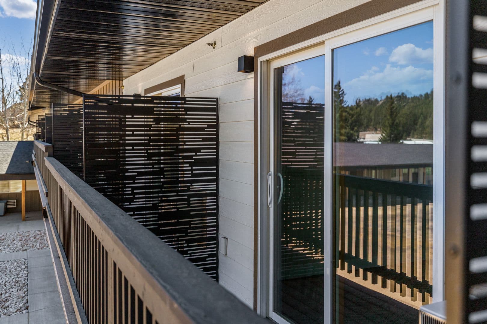Custer Apartment: 208 & 212 W Mt Rushmore Rd