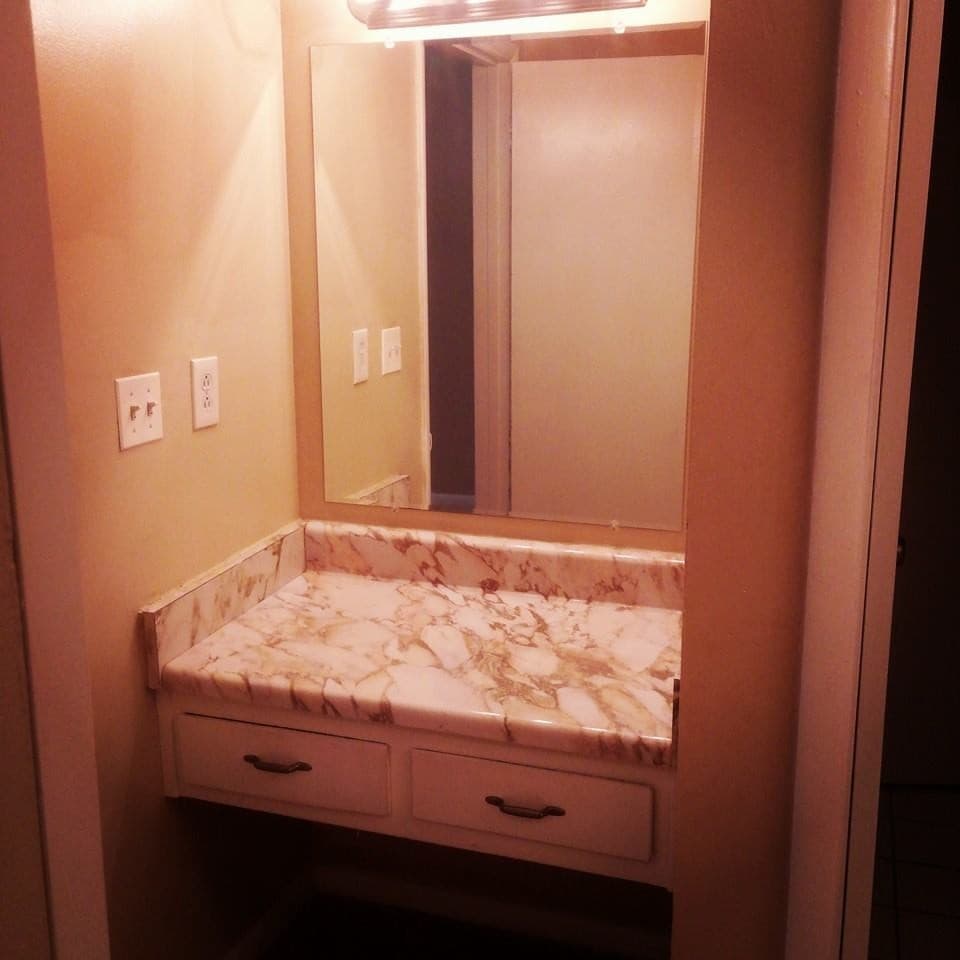 Vestavia Hills Apartment: 1716 Vestawood Court
