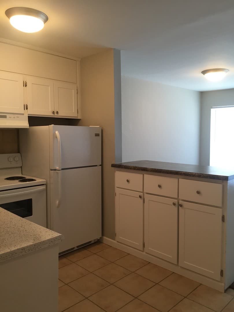 Birmingham Apartment: 2217-2249 Green Springs Hwy South